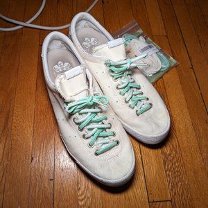 Donald Glover Lacombe